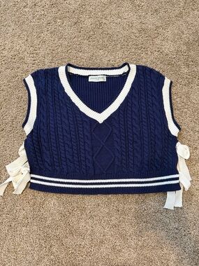 Cropped Sweater Vest
